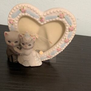Adorable Mini Kitty Cucumber Bride & Groom Frame